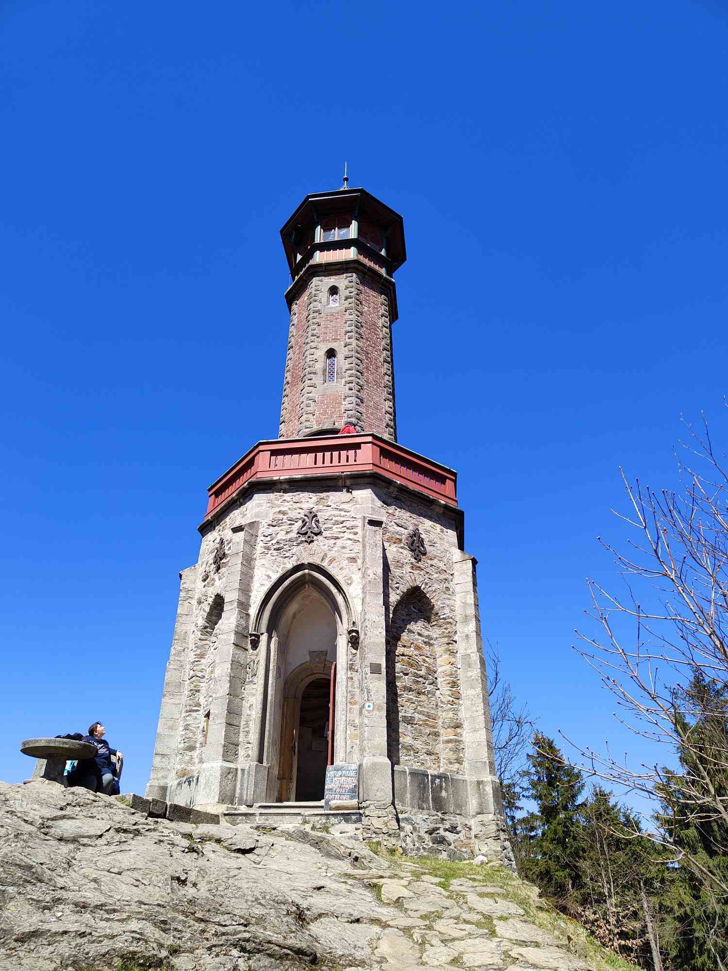 Wieża widokowa Štěpánka na górze Hvězda