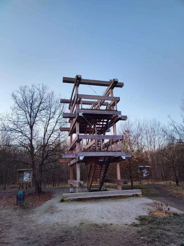 Wieża obserwacyjna w Parku Świetlików we Wrocławiu